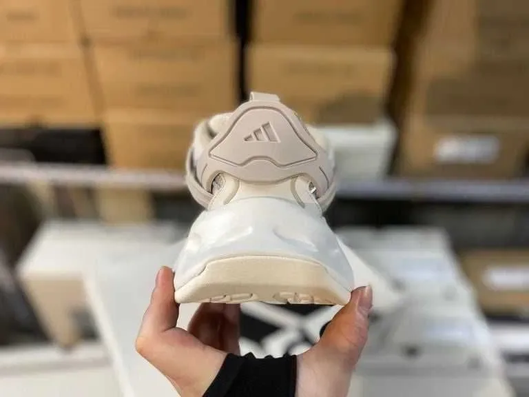 Кроссовки Женские Adidas Vento XLG Runner Deluxe Beige /Кросівки Жіночі Адідас Венто — фото 5