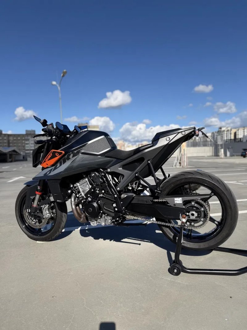 Ktm Duke 990 2024 на гарантії — фото 2
