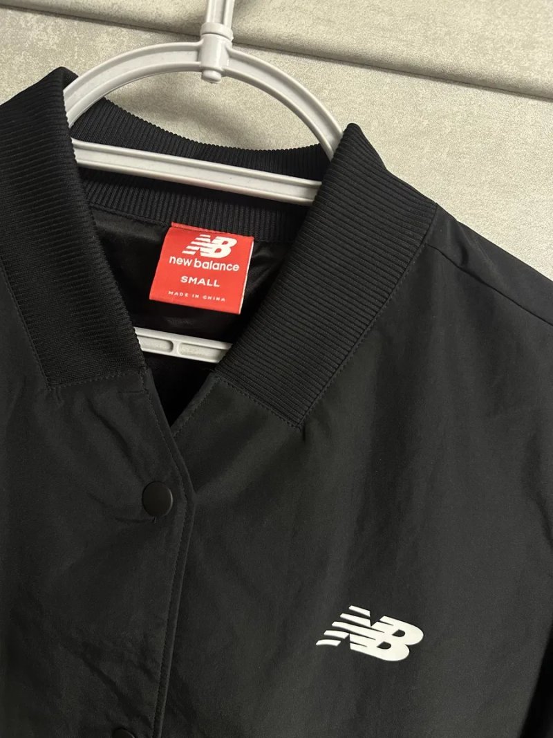 Куртка Бомбер New Balance S розмір! — фото 3