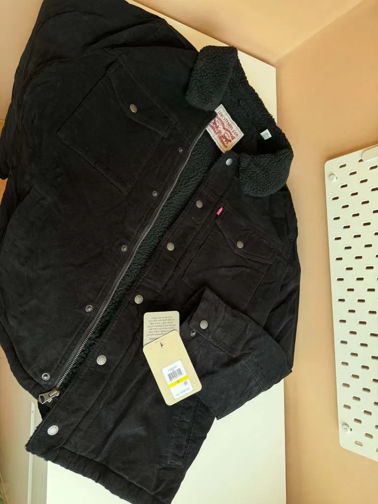 Куртка Levi's Men's Corduroy Sherpa Lined Trucker Jacket М розмір — фото 8