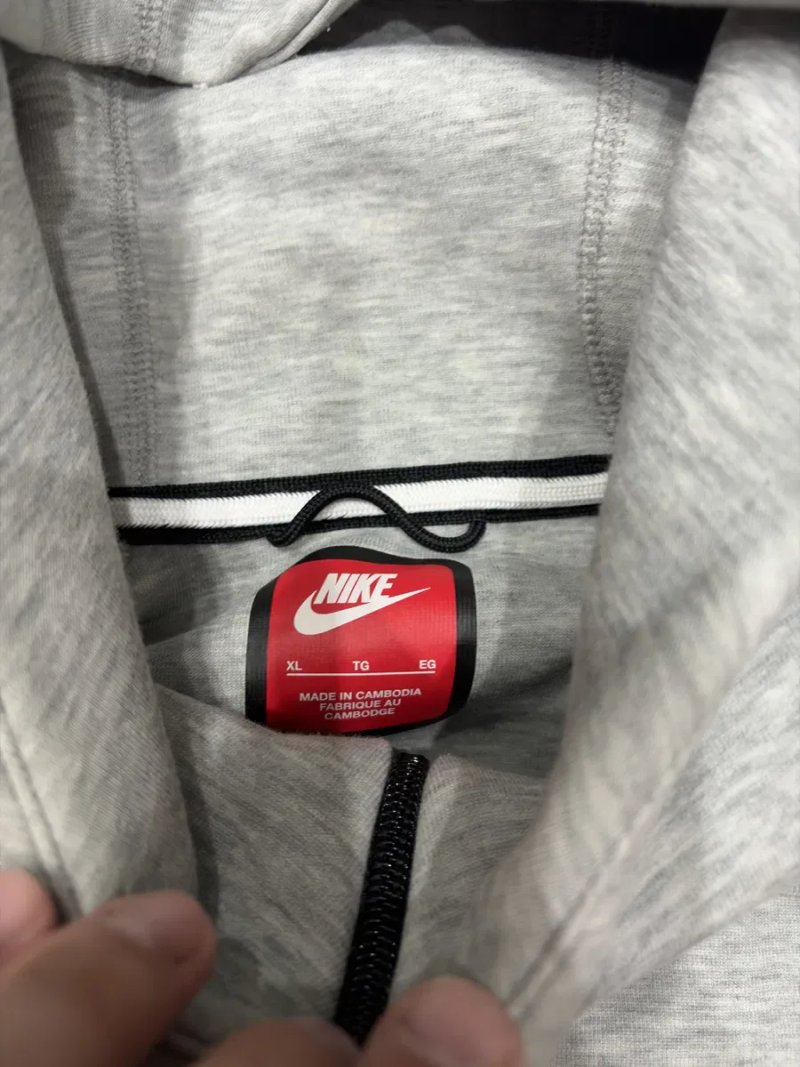 Куртка , вітровка Nike Tech Fleece , у сірому кольорі , в розмірі XL — фото 4