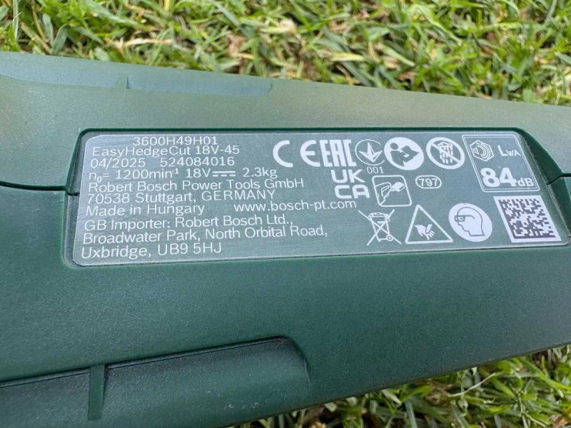 Кущоріз акумуляторний Bosch EasyHedgeCut 18V-45,довжина леза 45 см.  з Англії — фото 5