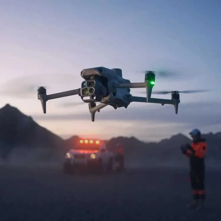 Квадрокоптер DJI Matrice 4T з тепловізором. Професійний тепловізійний дрон з 4K камери та далекоміром — фото 8