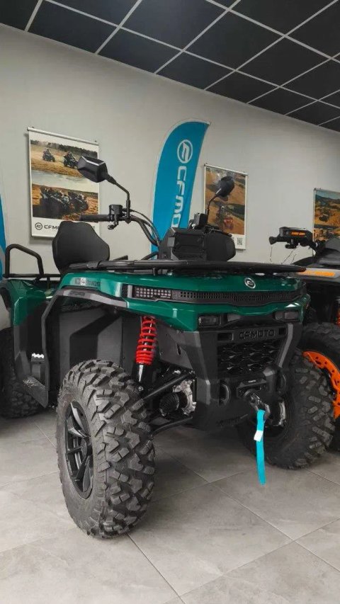 Квадроцикл CFMOTO CFORCE C4 TOURING 2026 — 4×4, 33 к.с.