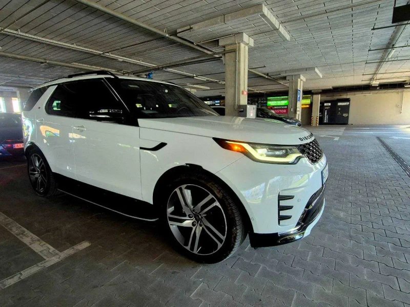 Land Rover Discovery 5 restyling R-Dynamic HSE — фото 8