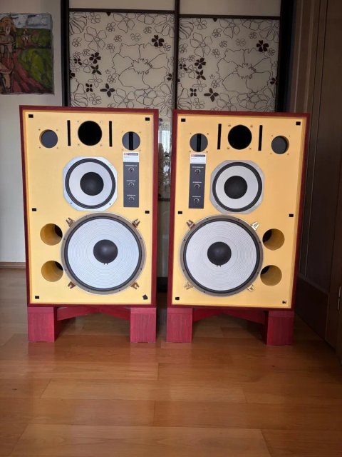Легендарна акустика JBL 4341