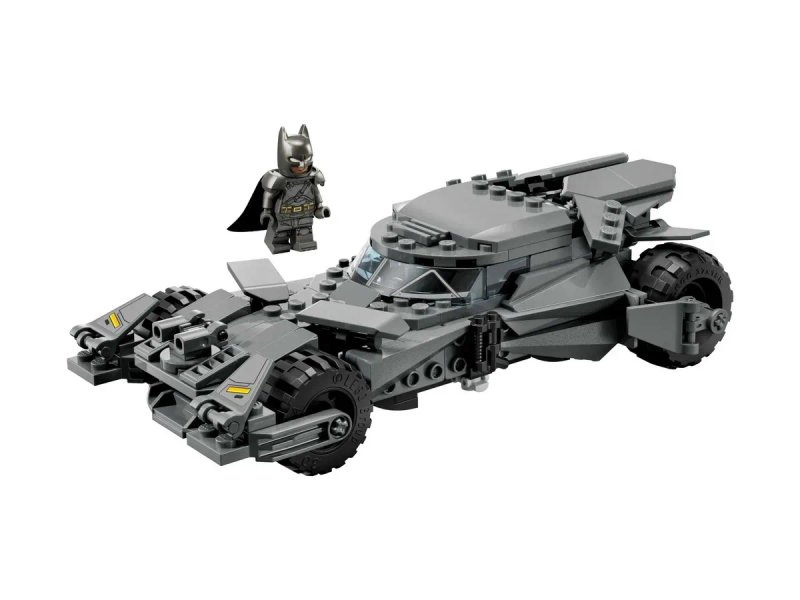 LEGO 76331 Бетмобіль DC з фільму Бетмен проти Супермена — фото 2