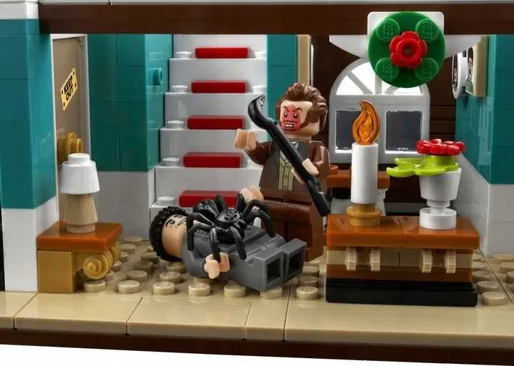 LEGO Ideas 21330 Один дома, HOME ALONE — фото 5