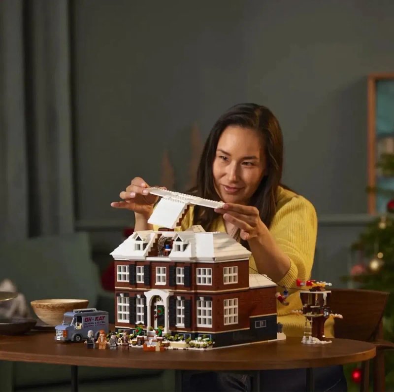 лего конструктором LEGO Ideas Один вдома 21330 — фото 8
