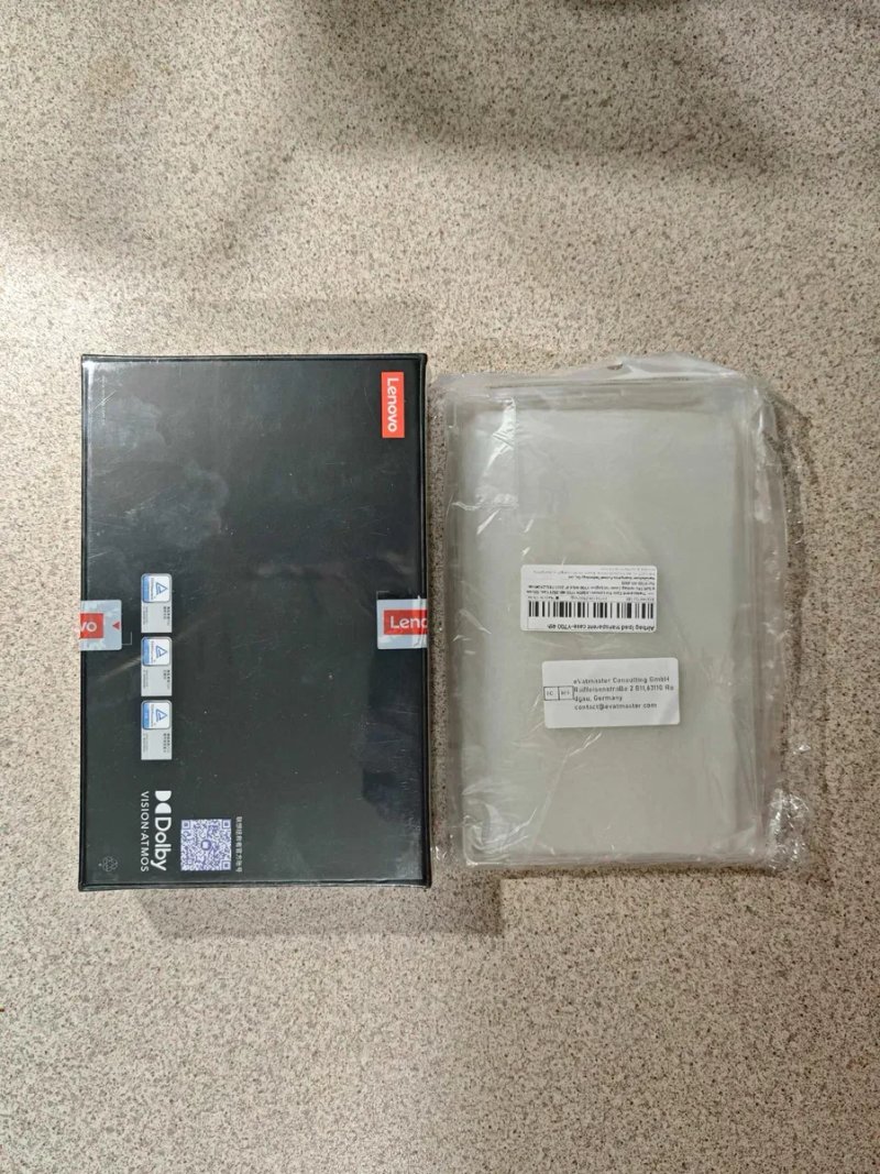 Lenovo LEGION Y700 Gen4 8,8" 12/256Gb (TB322FC) Black CN — фото 2