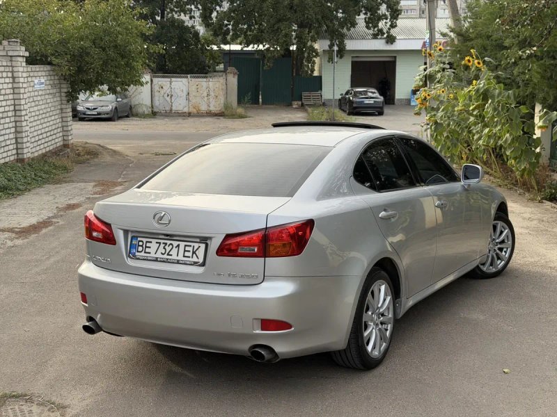 LEXUS IS250 AWD 2.5 Бензин‼️ — фото 2