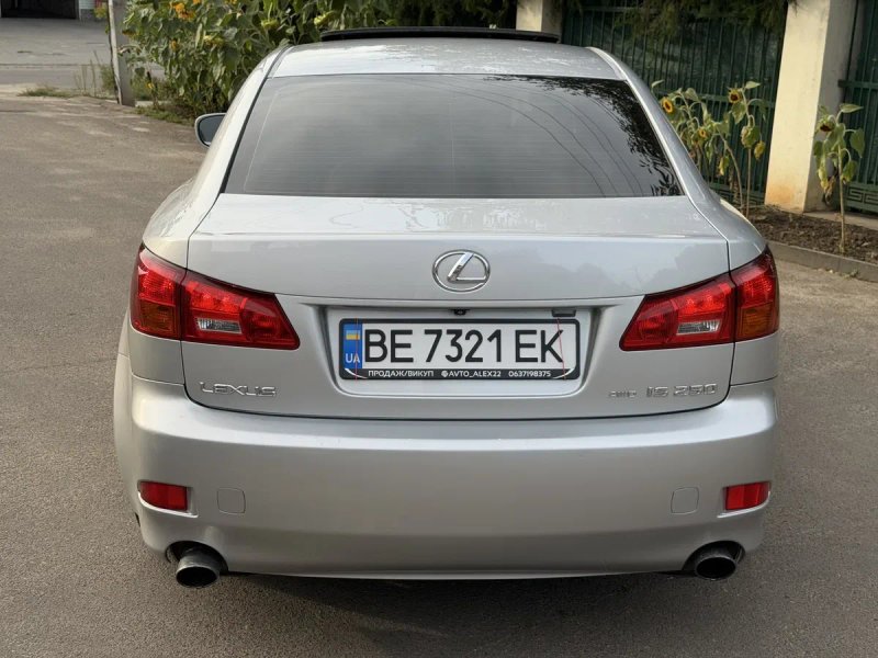 LEXUS IS250 AWD 2.5 Бензин‼️ — фото 4
