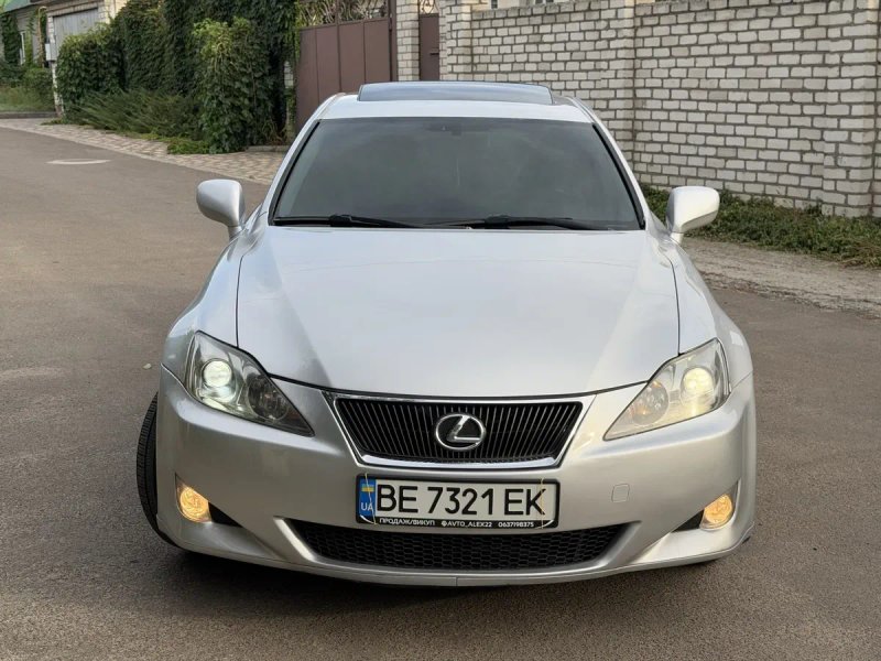 LEXUS IS250 AWD 2.5 Бензин‼️ — фото 7