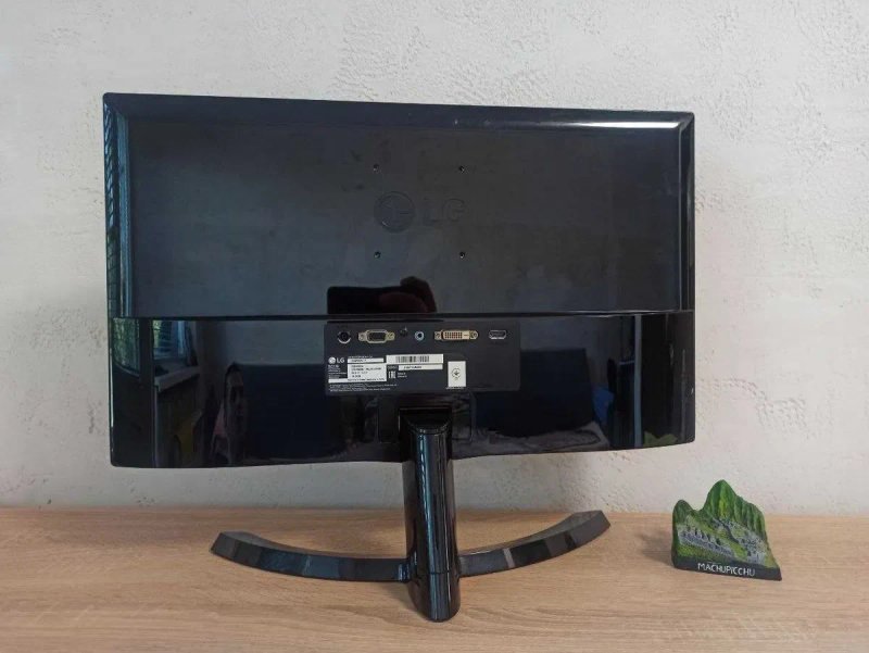 LG 23MP68VQ-P 23" IPS / Full HD / 75Hz / HDMI / DVI / VGA — фото 8