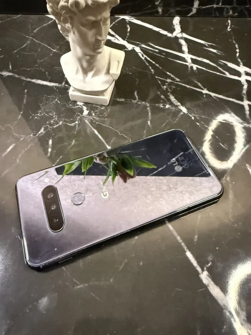 LG G8s 6/128 gb black (NFC) — фото 4