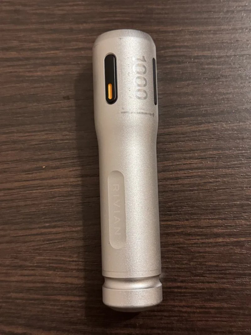 Ліхтар Rivian Torch 1000 Lumens оригінал — фото 6