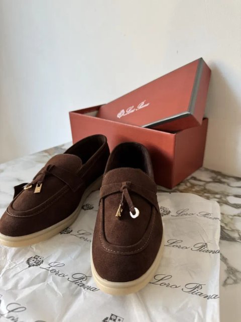 Лофери Loro Piana коричневий в наявності. Натуральний замш! Люкс