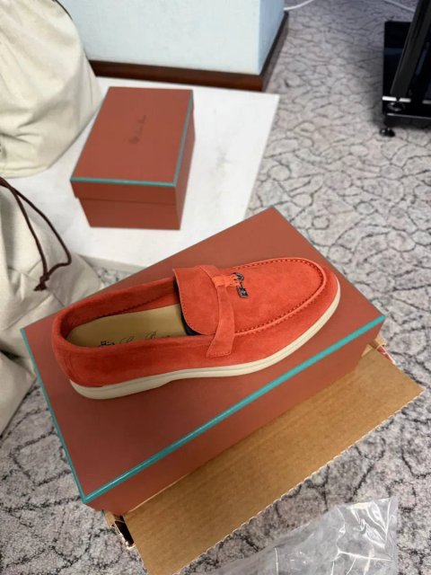 Loro Piana Summer Charms Walk оригинал