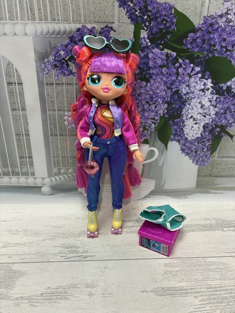 Лялька LOL Surprise OMG Roller Chick Fashion Doll — фото 3