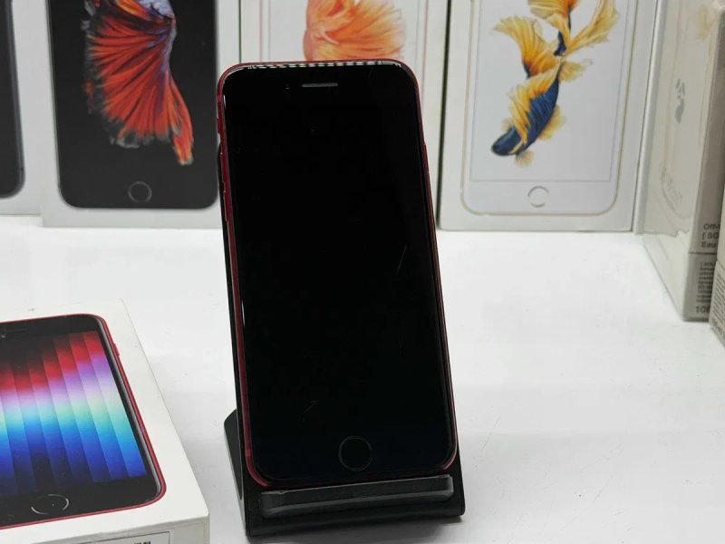 MAГAЗИН iPhone SE 3 64gb RED Neverlock ГАРАНТИЯ/Trade-In/Oбмeн — фото 2
