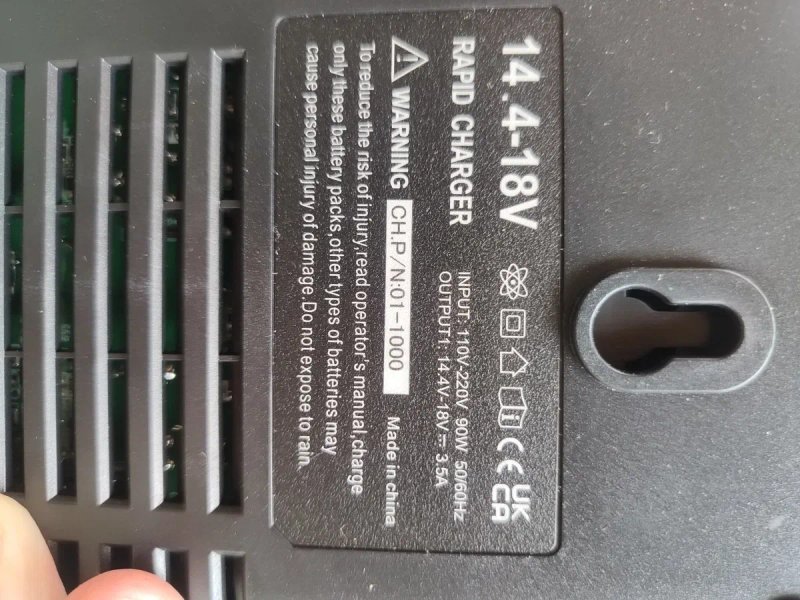 Makita DC18RD и два аккумулятора BL1855B. — фото 4
