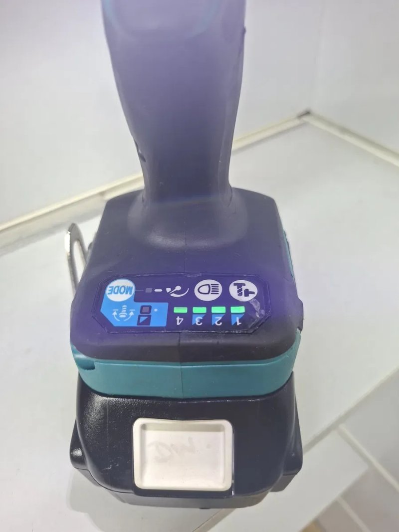 Makita DTW 300 безщітковий акумуляторний гайковерт Макіта оригінал — фото 6