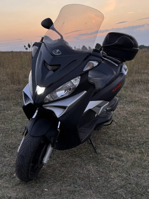 Максі скутер malaguti madison3 250i продам або обміняю на авто