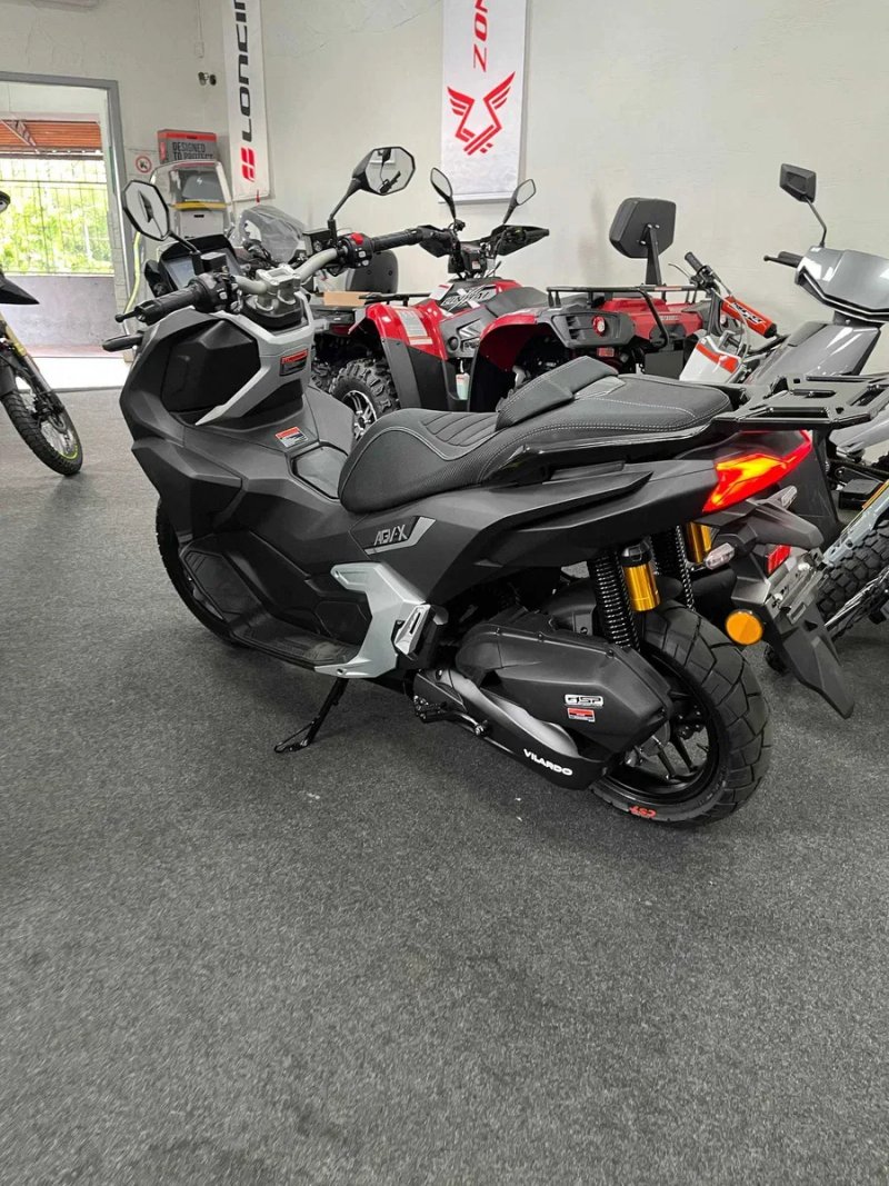 Максі-скутер Vilardo AGV-X — фото 7