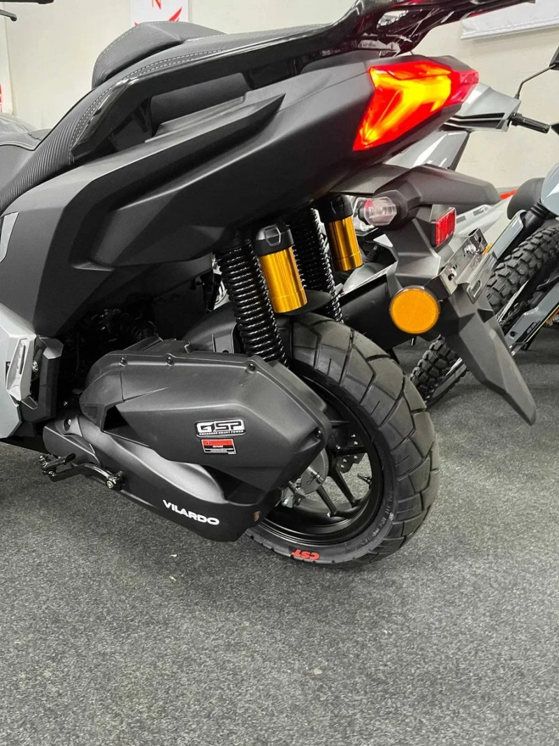 Максі-скутер Vilardo AGV-X — фото 8
