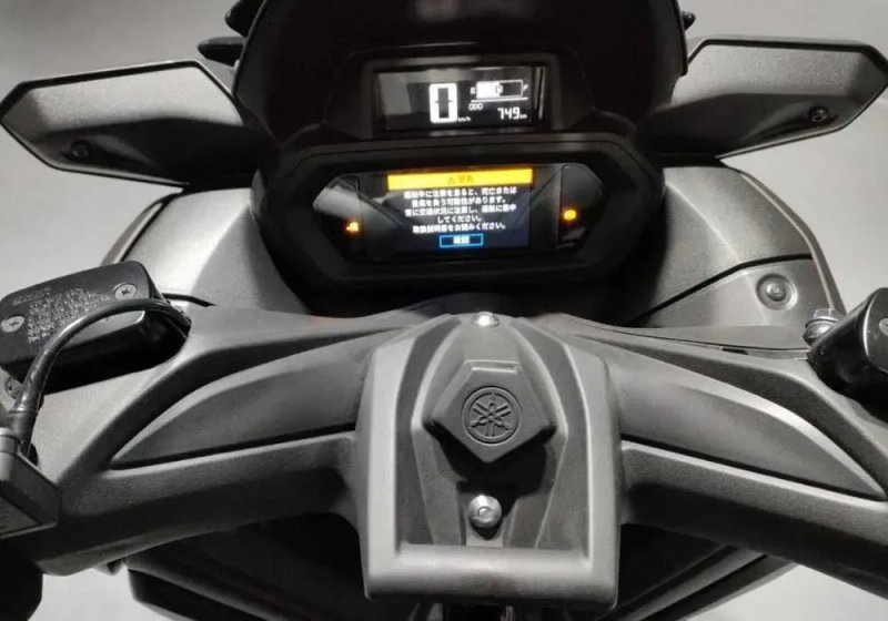 Максі-скутер YAMAHA X-MAX250 ABS 2024 — фото 5