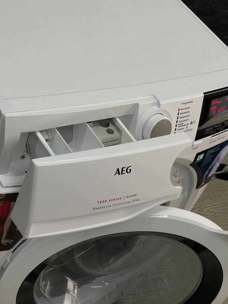 МаксТоп. Вузька Прально-сушильна машина AEG 7000 Series L7WBA60680 A+++ СтанІдеал — фото 5