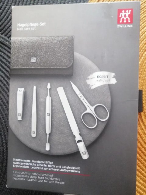 Манікюрний набір фірми Zwilling.Німеччина.Новий