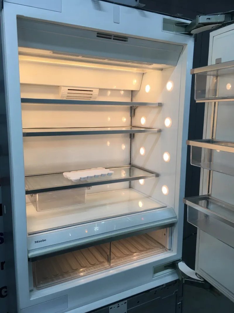 MasterCool KF1901 холодильник 90см під забудову  льодогенератор — фото 5