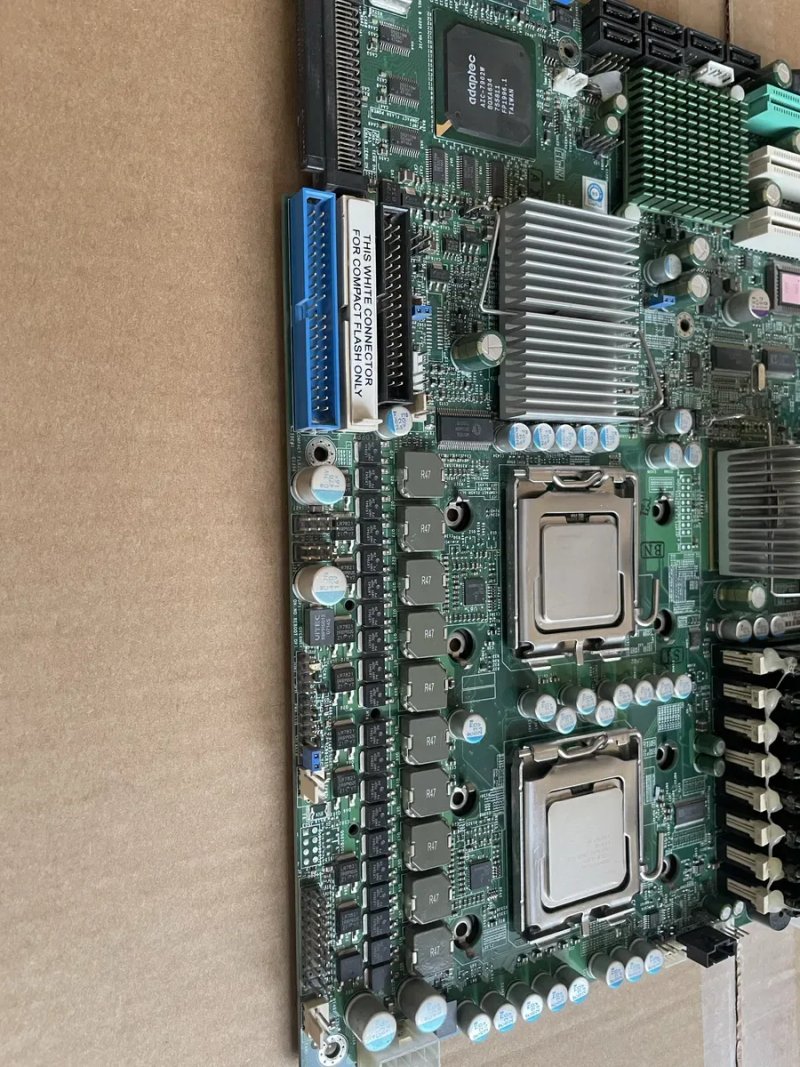 Материн ька плата серверна Supermicro Super X7DB8 — фото 3