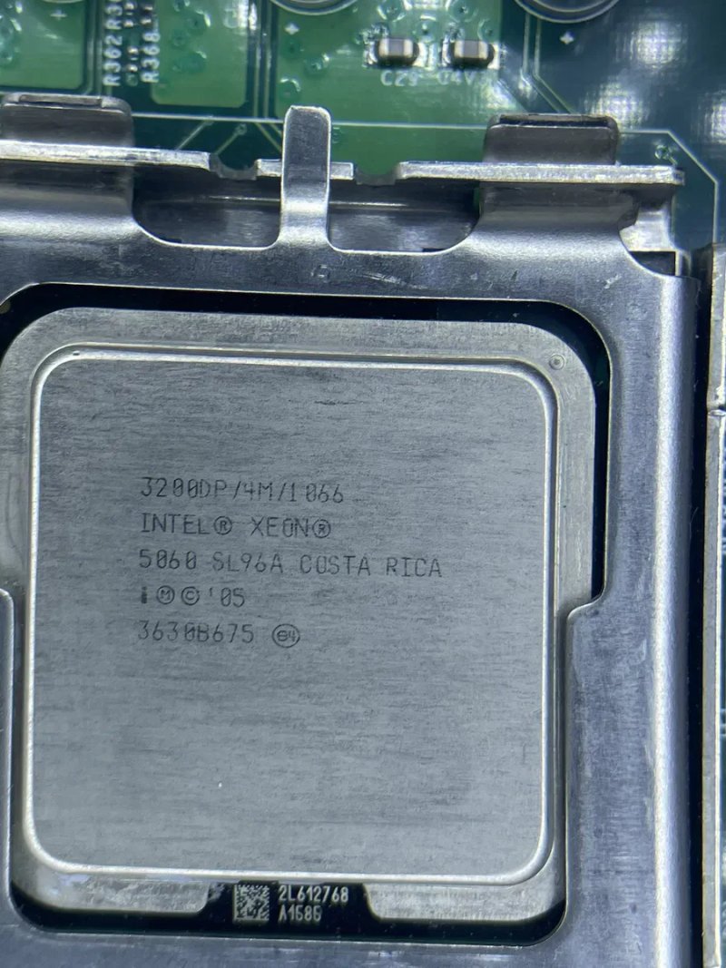 Материн ька плата серверна Supermicro Super X7DB8 — фото 6
