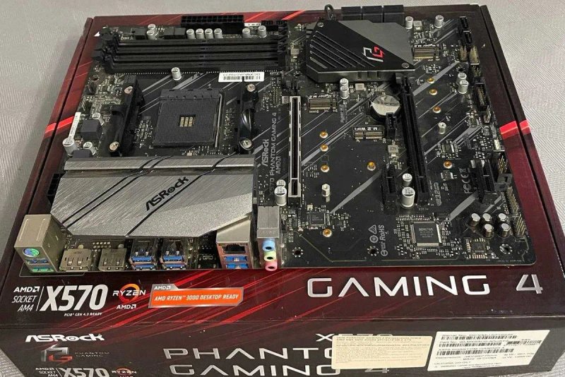 Материнська плата ASRock X570 Phantom Gaming 4 AM4 DDR4 — фото 4