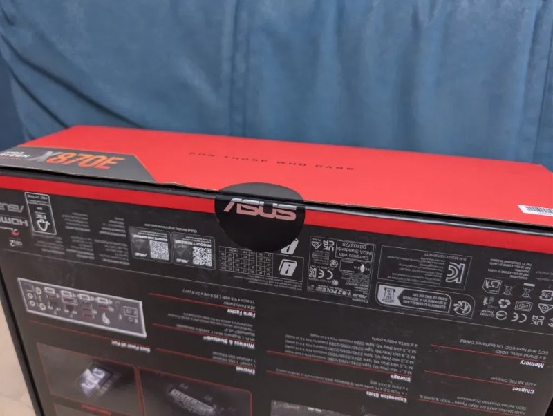 Материнська плата ASUS ROG CROSSHAIR X870E Hero BTF AM5 amd ryzen Нова apex aorus — фото 3