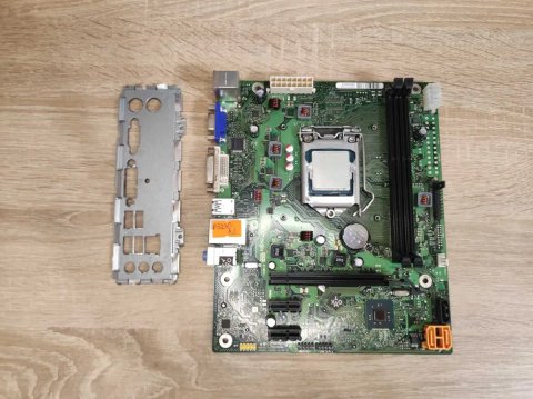 Материнська плата Fujitsu S1150 (d3230-a1) + процесор Pentium