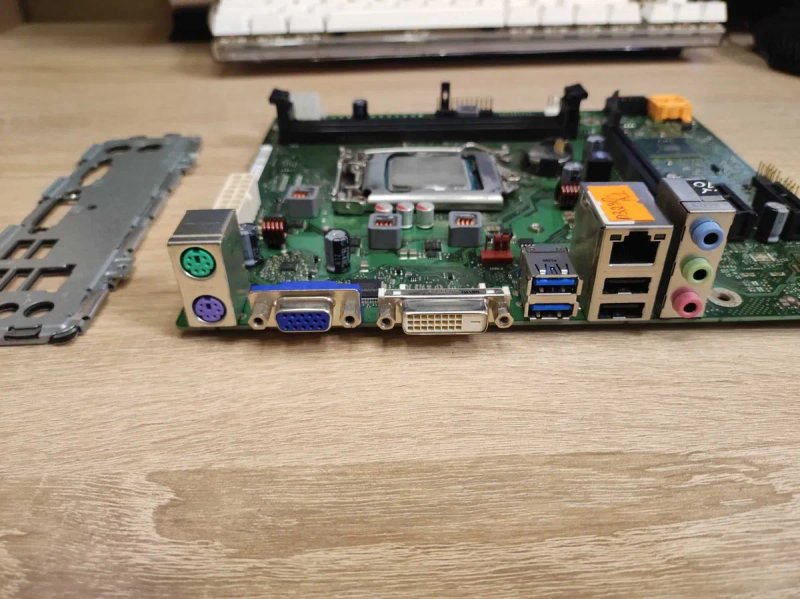 Материнська плата Fujitsu S1150 (d3230-a1) + процесор Pentium — фото 2