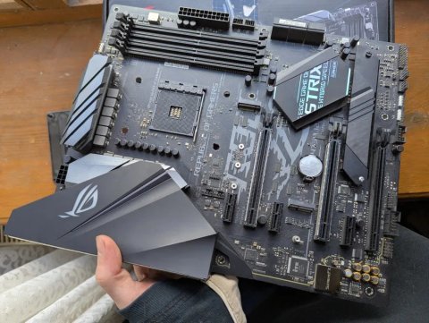 Материнская плата am 4 asus rog strix b450-f gaming ii