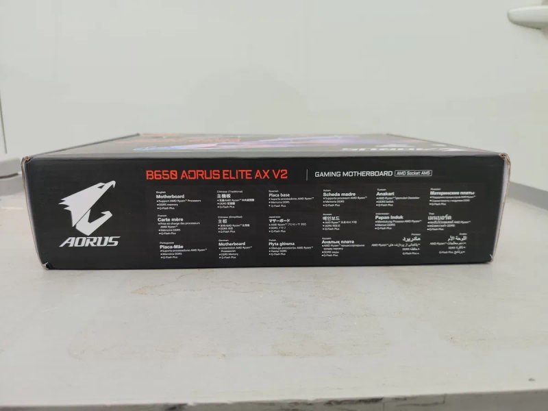 Материнская плата Gigabyte B650 AORUS ELITE AX V2 — фото 4