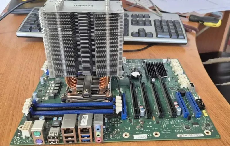 Материнські плати Fujitsu D3348-B23 ( LGA2011-3, DDR4 128Гб, 10 x SATA, 2x LAN) бу,  КІлькість та гарантія! — фото 2