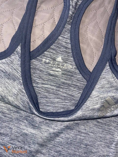 Майка adidas спортивна жіноча розмір S