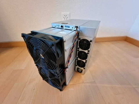 Майнер Bitmain Antminer S21xp 270T 3760$ + Гарантія!