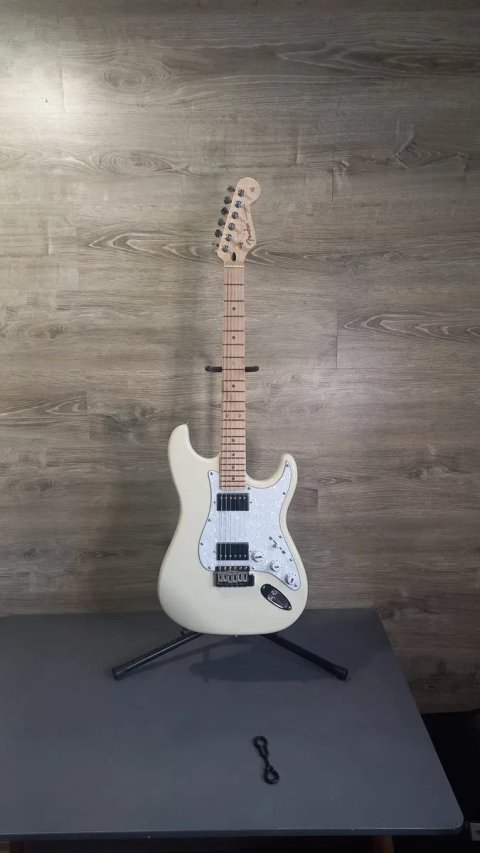 Майстрова електрогітара Fender Stratocaster HH