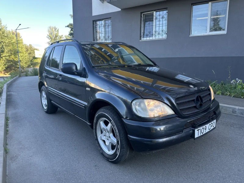 Mercedes ML повний привід, автомат. В Києві! — фото 2