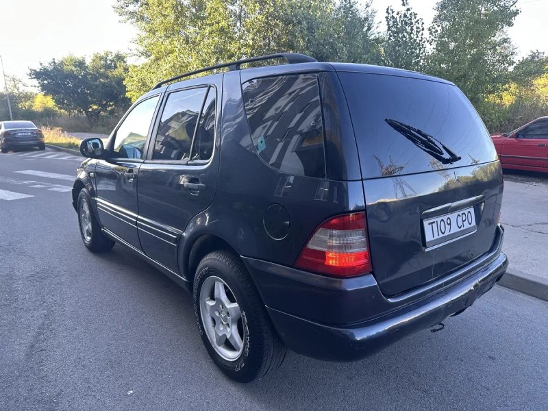 Mercedes ML повний привід, автомат. В Києві! — фото 5