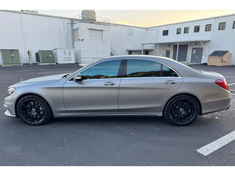 Mercedes W222 2014-2018 Обвес AMG S63 (бампера, пороги, насадки) — фото 4