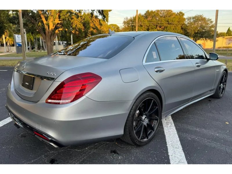 Mercedes W222 2014-2018 Обвес AMG S63 (бампера, пороги, насадки) — фото 5