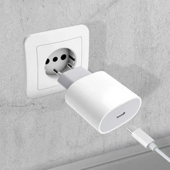 Мережевий зарядний пристрій 20W USB-C швидка зарядка для iPhone, iPad, AirPods, Sumsung, адаптер, блок живлення — фото 4